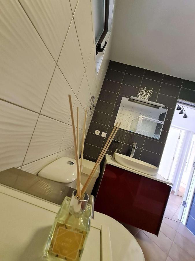 Apartmani Lovre I Zara المظهر الخارجي الصورة
