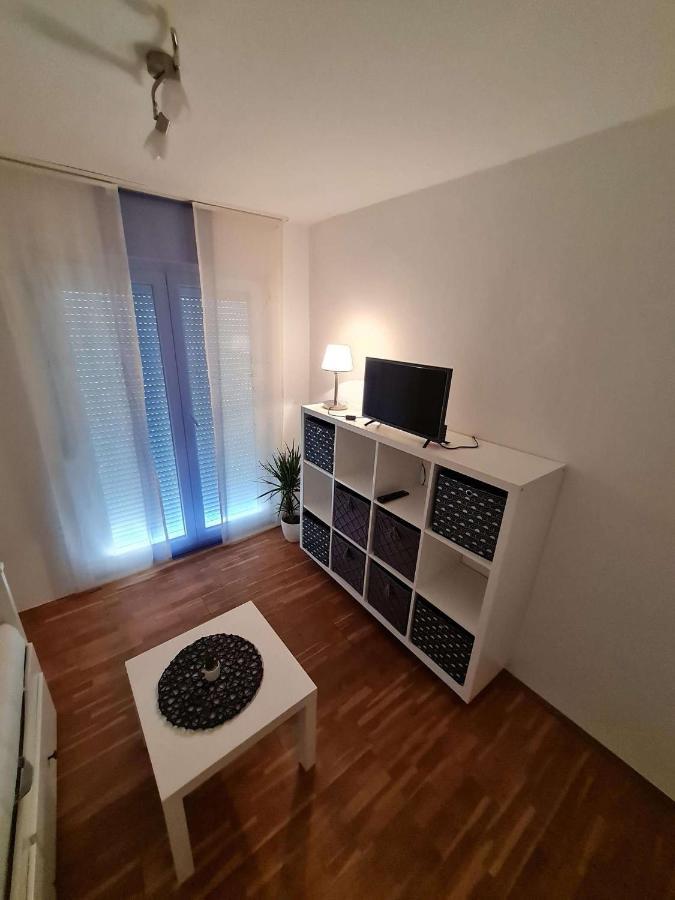 Apartmani Lovre I Zara المظهر الخارجي الصورة